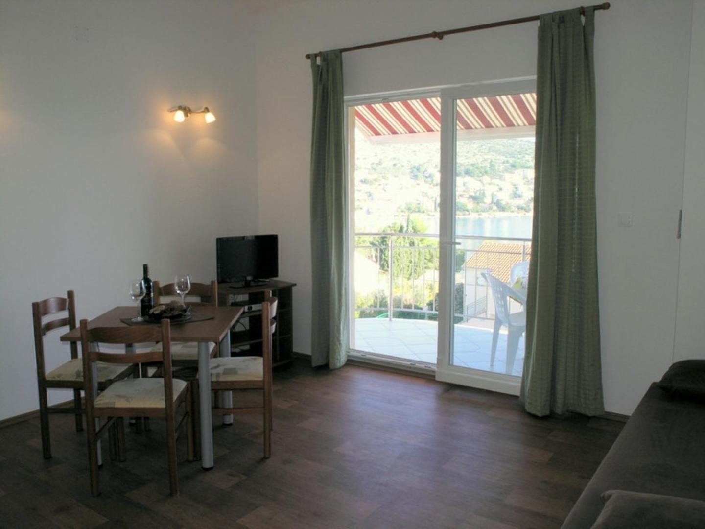 Apartments Aurelius - Relaxing With Gorgeous View Τρογκίρ Εξωτερικό φωτογραφία